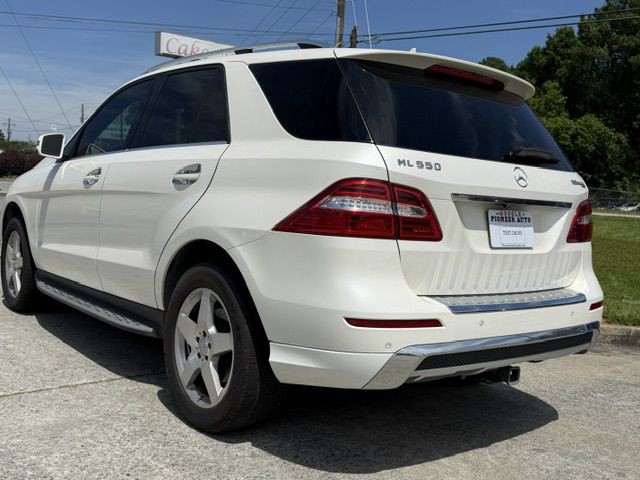 2012 Mercedes-Benz M-Class Image 3