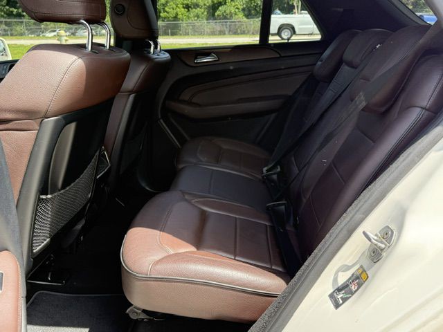 2012 Mercedes-Benz M-Class Image 8