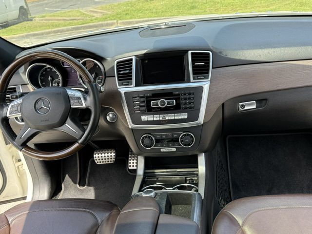 2012 Mercedes-Benz M-Class Image 33