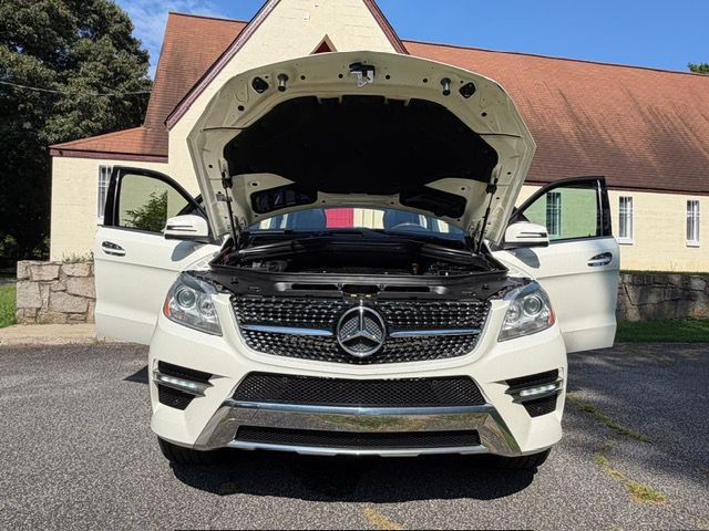 2012 Mercedes-Benz M-Class Image 7