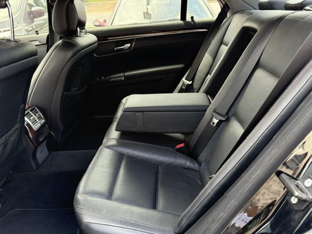 2011 Mercedes-Benz S-Class Image 6