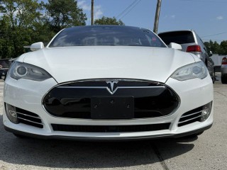 Image for 2015 Tesla Model S 85 ID: 7446047