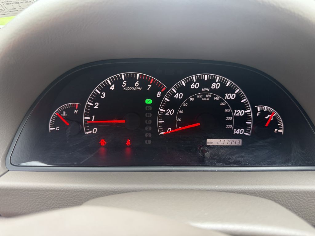 2005 Toyota Camry Image 15