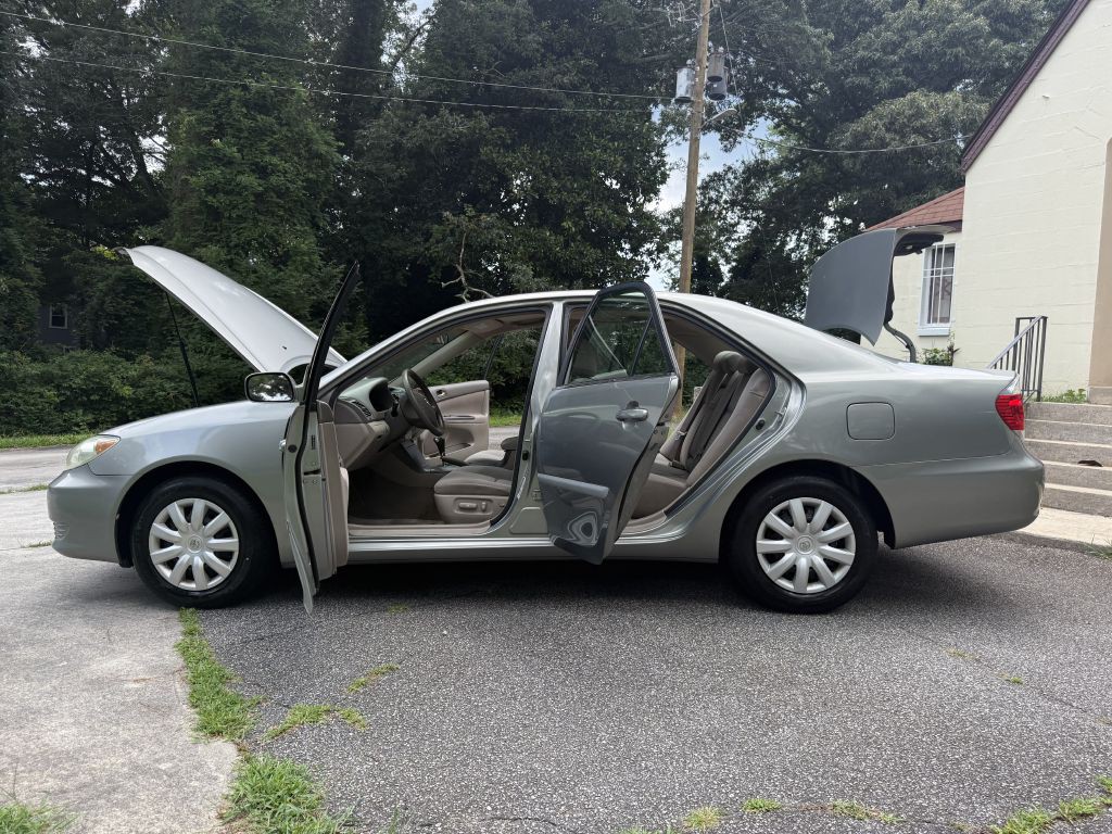 2005 Toyota Camry Image 16