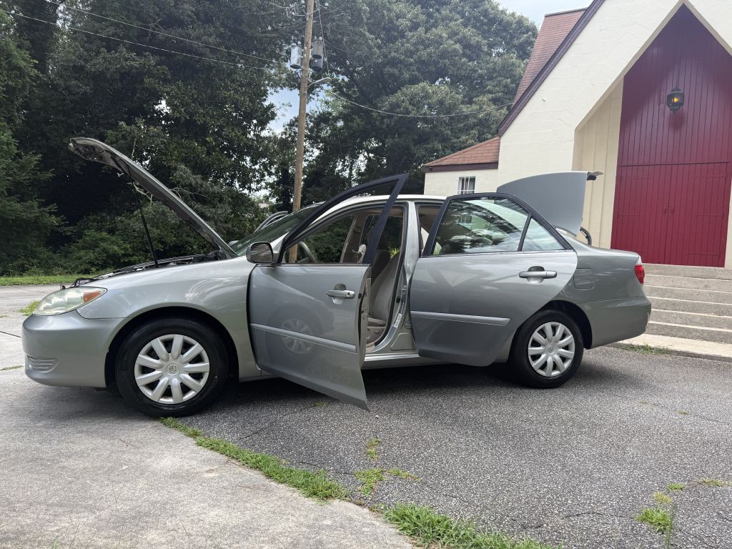 2005 Toyota Camry Image 19