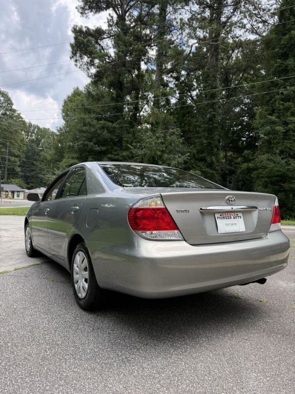 2005 Toyota Camry Image 23