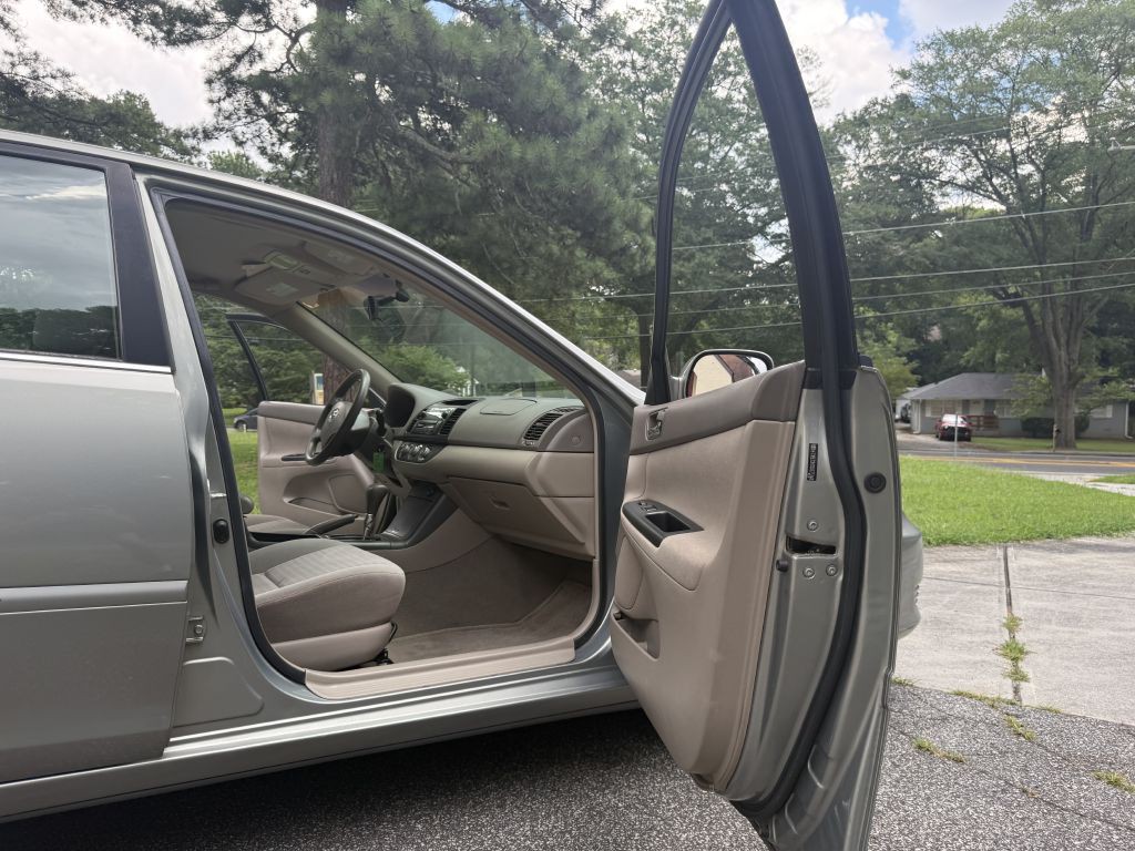 2005 Toyota Camry Image 29