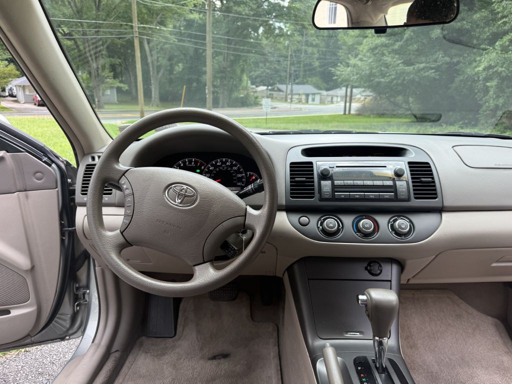 2005 Toyota Camry Image 31