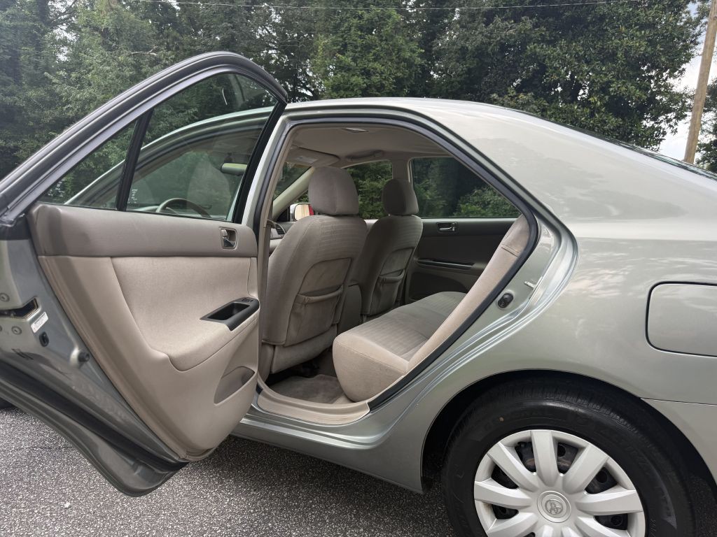 2005 Toyota Camry Image 34