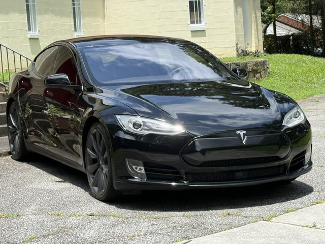 2016 Tesla Model S Image 16