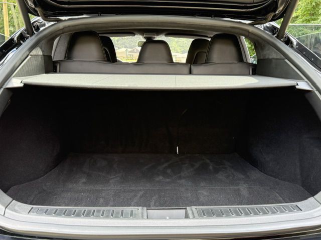 2016 Tesla Model S Image 38