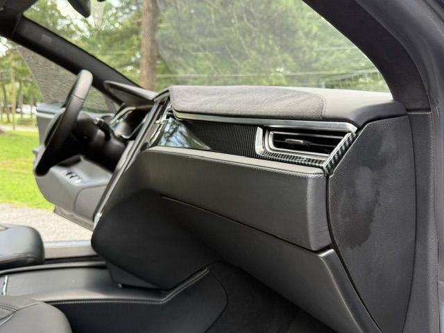 2016 Tesla Model S Image 52