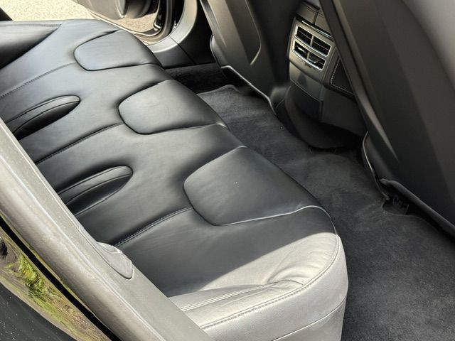 2016 Tesla Model S Image 55