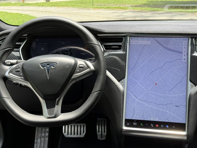 2016 Tesla Model S Image 57