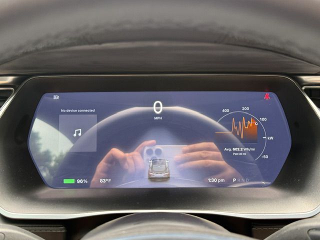 2016 Tesla Model S Image 62