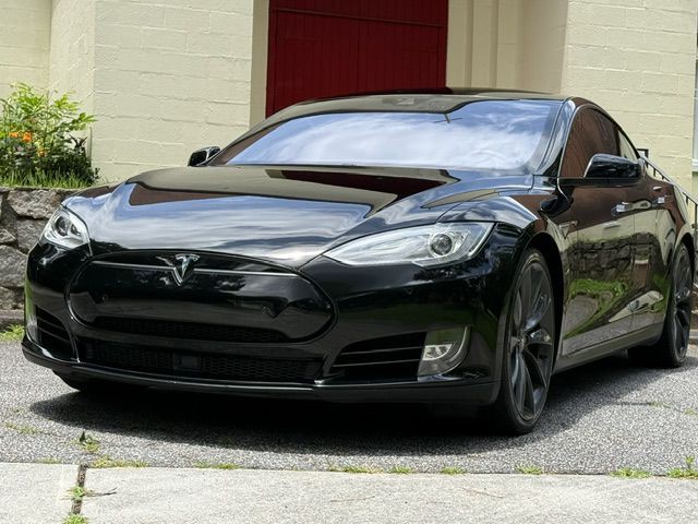 2016 Tesla Model S Image 68