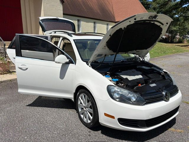 2012 Volkswagen Jetta Image 30