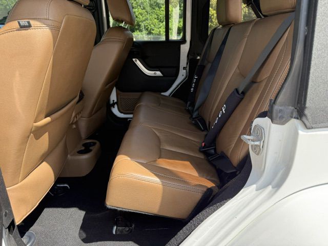 2013 Jeep Wrangler Unlimited Image 8