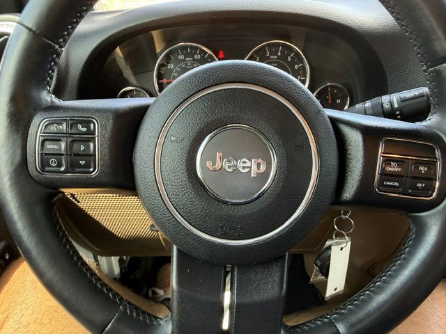2013 Jeep Wrangler Unlimited Image 25