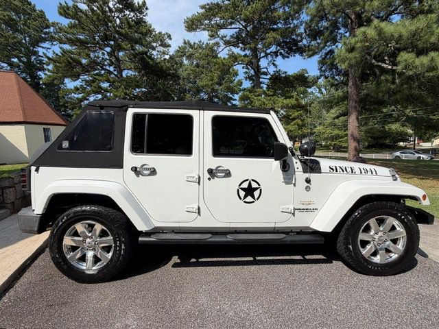 2013 Jeep Wrangler Unlimited Image 2
