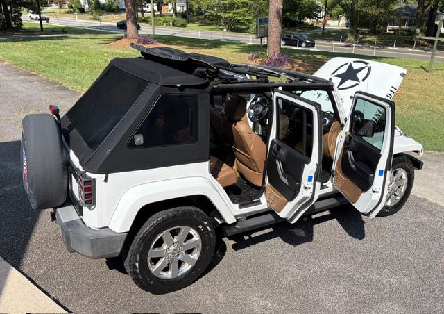 2013 Jeep Wrangler Unlimited Image 3