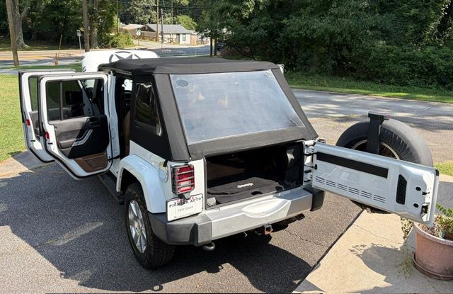 2013 Jeep Wrangler Unlimited Image 10