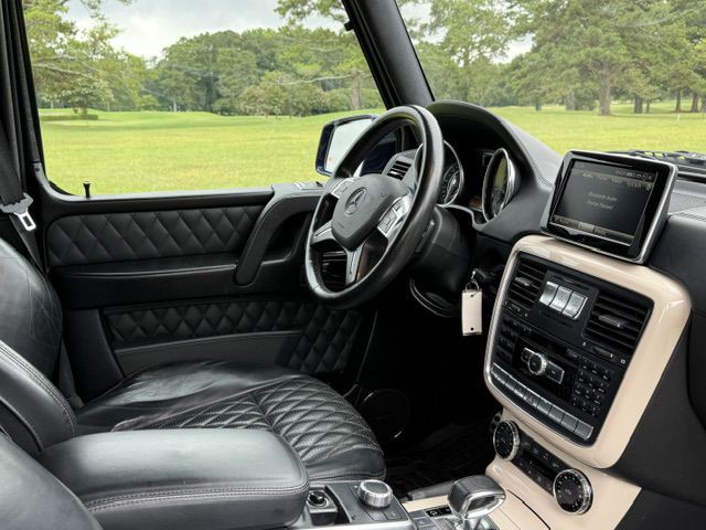 2015 Mercedes-Benz G-Class Image 8