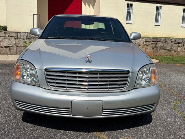 2000 Cadillac DeVille Image 3