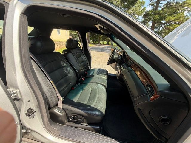 2000 Cadillac DeVille Image 20