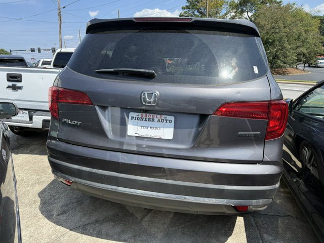 2017 Honda Pilot Image 2
