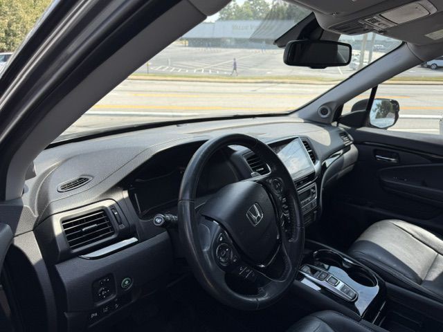 2017 Honda Pilot Image 8