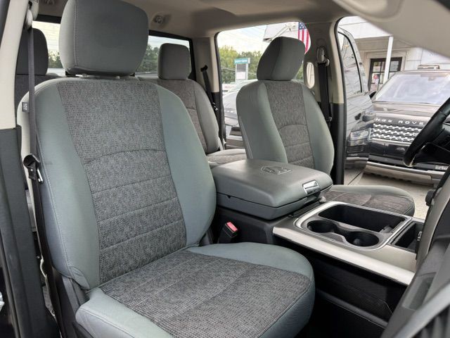 2016 RAM 1500 Image 8