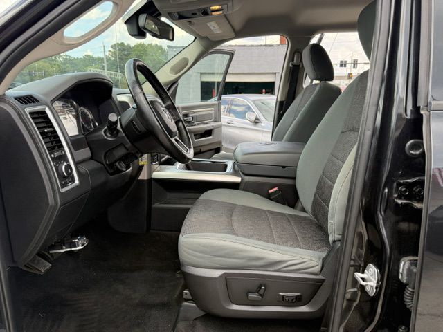 2016 RAM 1500 Image 25