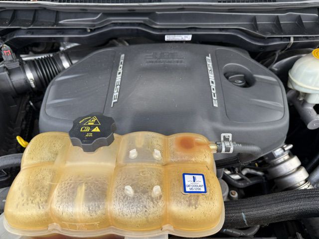 2016 RAM 1500 Image 32