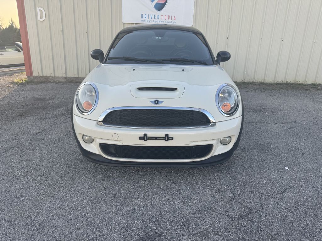 2013 MINI Cooper Image 3