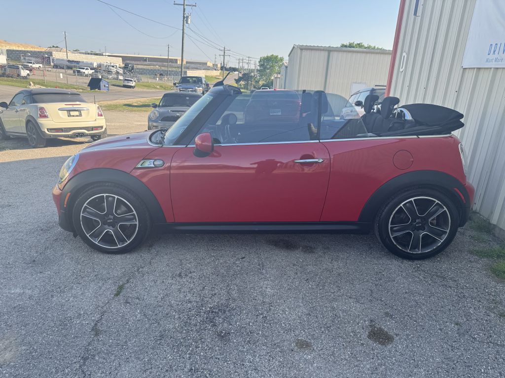 2011 MINI Cooper Image 8