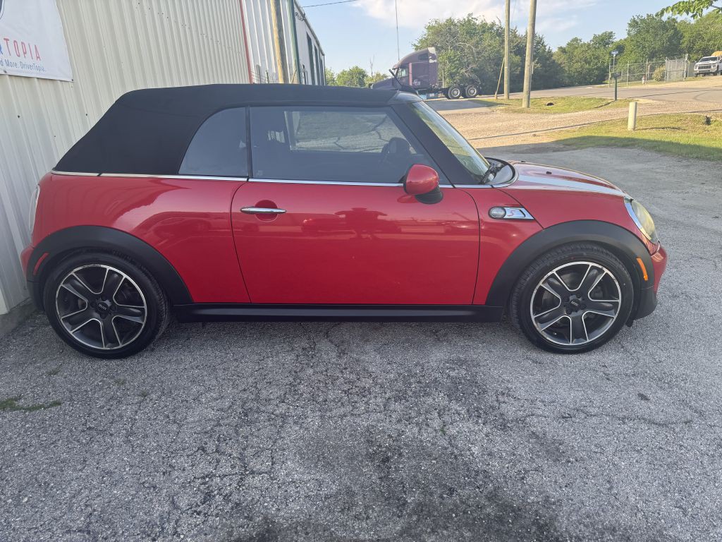 2011 MINI Cooper Image 9