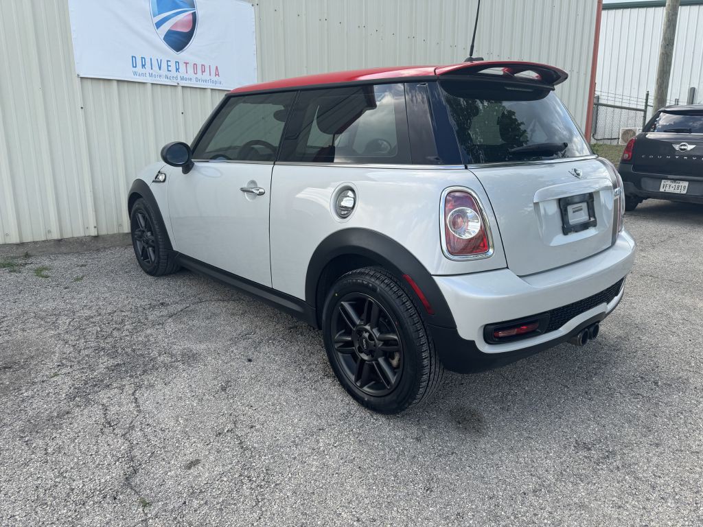 2011 MINI Cooper Image 6