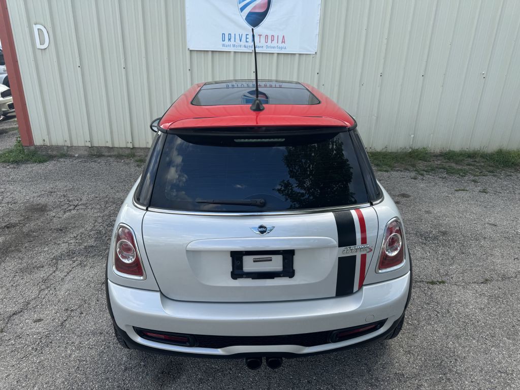 2011 MINI Cooper Image 11