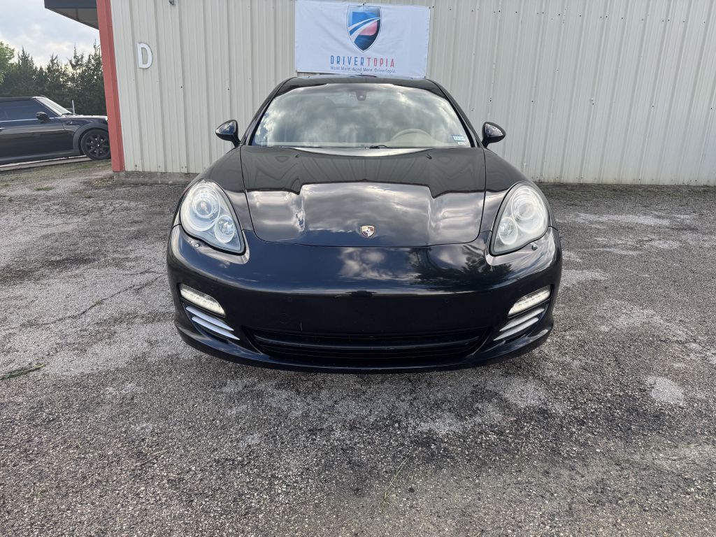 2010 Porsche Panamera Image 2
