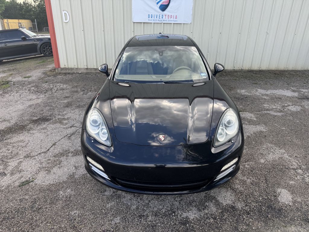 2010 Porsche Panamera Image 9