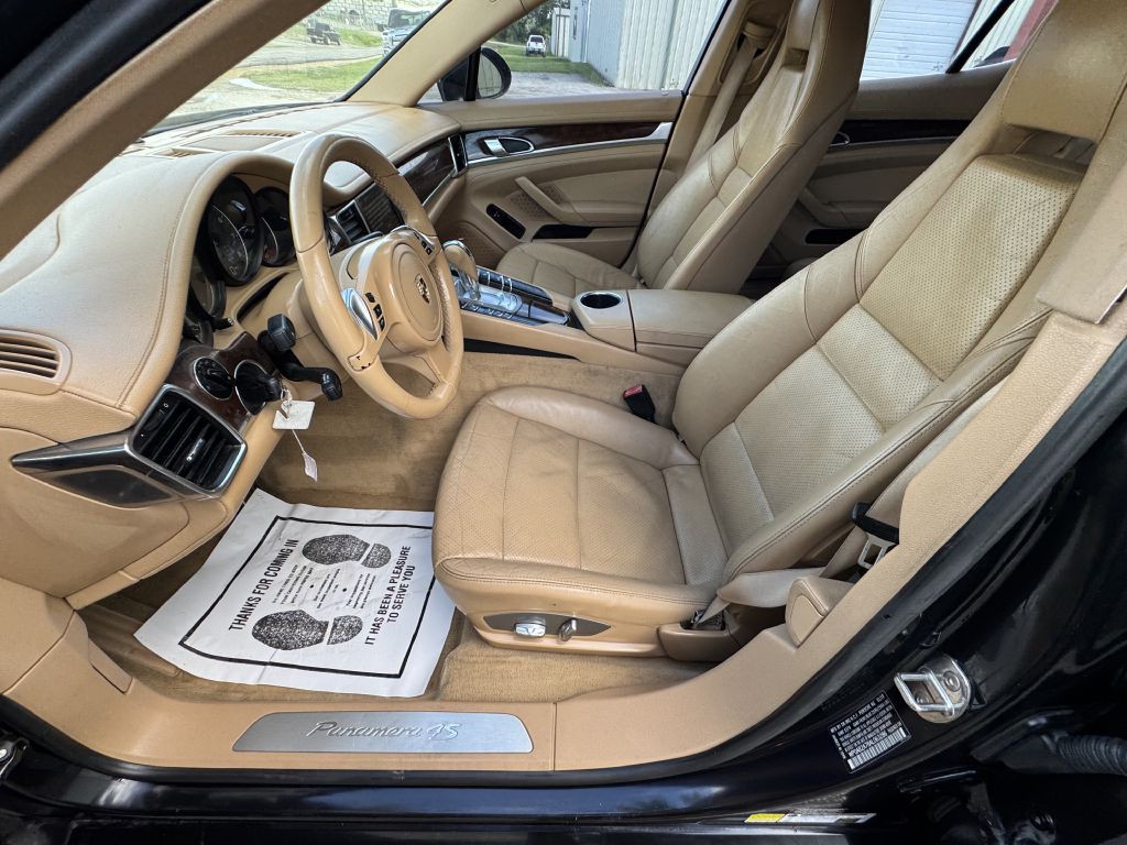 2010 Porsche Panamera Image 21