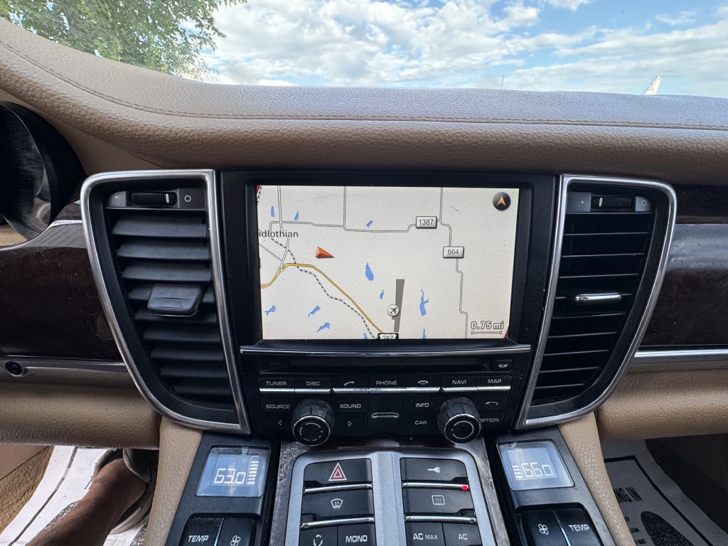 2010 Porsche Panamera Image 22