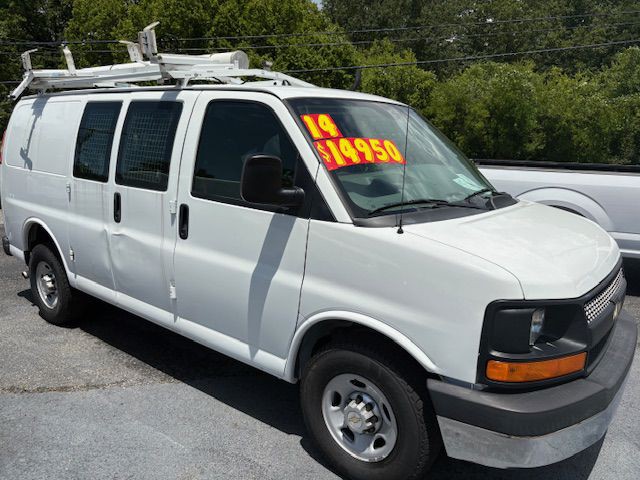 2014 Chevrolet Express Image 1