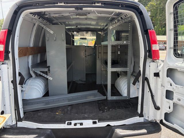 2014 Chevrolet Express Image 4