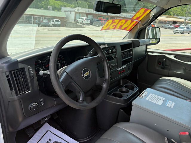2014 Chevrolet Express Image 7