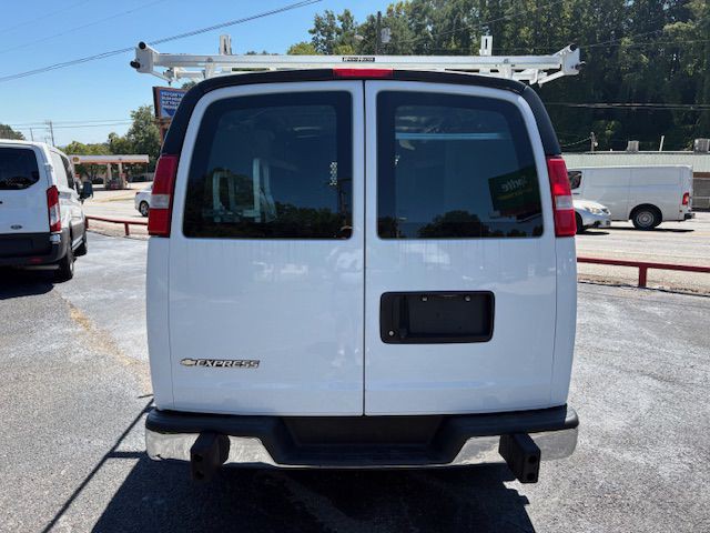 2020 Chevrolet Express Image 5