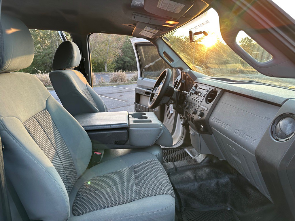 2016 Ford F-350 Image 12