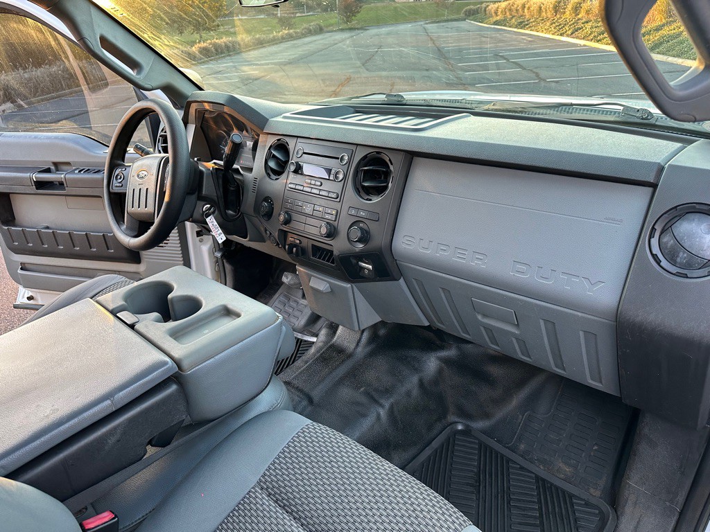 2016 Ford F-350 Image 13