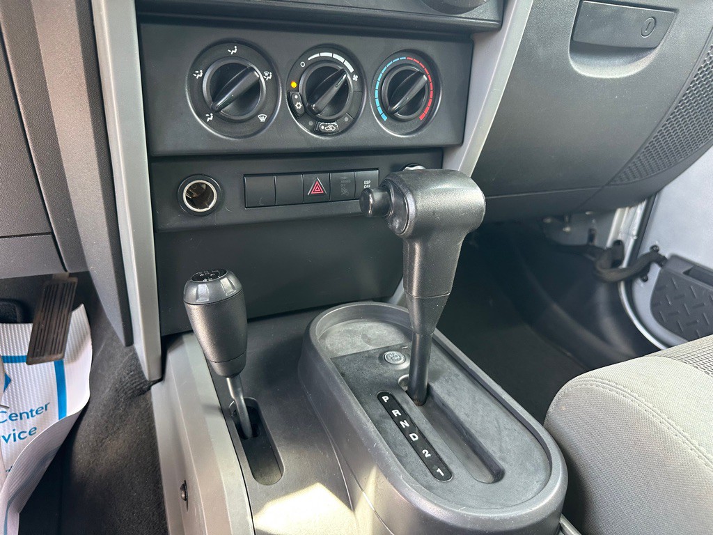 2007 Jeep Wrangler Image 23